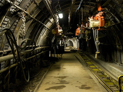 Coal mine passageway monitoring